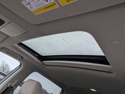 Used 2024 Honda CR-V EX image 18