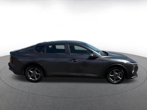 Used 2025 Kia K4 FWD image 16