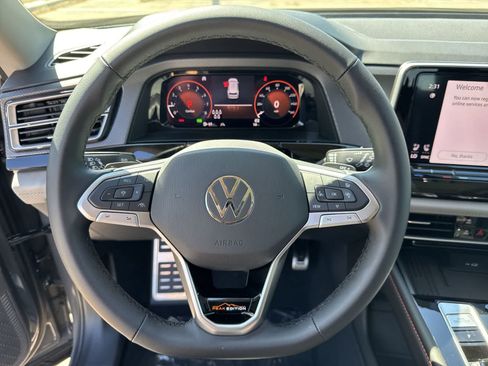 New 2026 Volkswagen Atlas Peak Edition AWD/4WD image 22