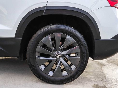 Used 2023 Volkswagen Taos S image 13