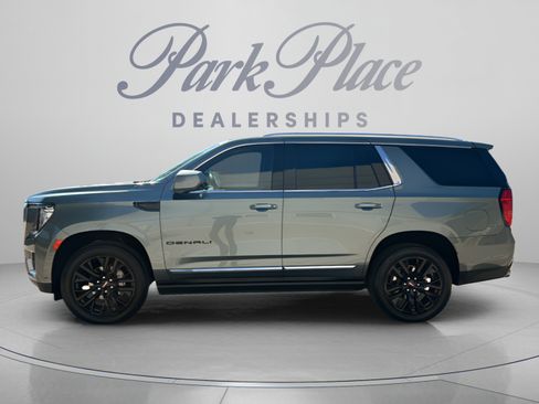 Used 2024 GMC Yukon Denali w/ Denali Reserve Package AWD/4WD image 2