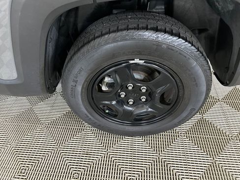 Used 2022 Jeep Renegade Sport image 10