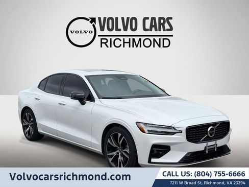 Used 2024 Volvo S60 B5 Core FWD image 1
