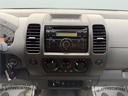 Used 2013 Nissan Xterra X image 18