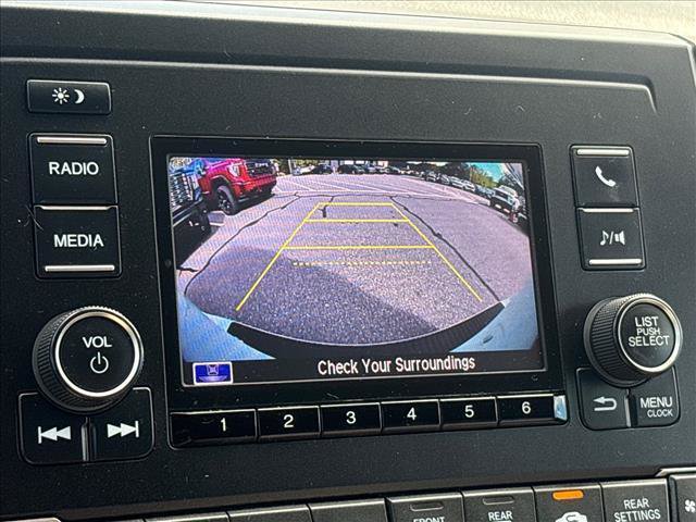 Used 2018 Honda Odyssey LX image 13