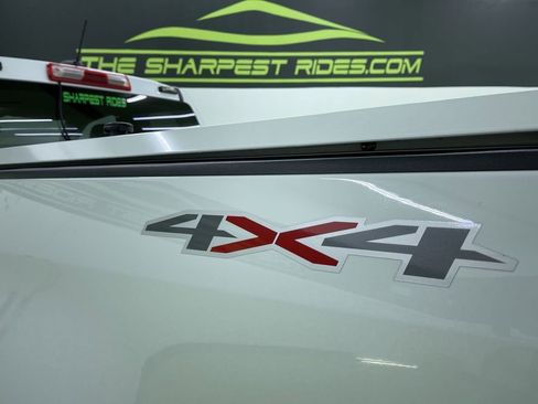 Used 2022 Chevrolet Colorado LT w/ Fleet Safety Package image 15