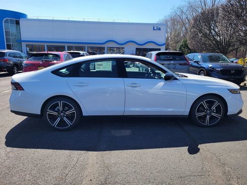 New 2026 Honda Accord SE image 2