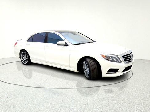 Used 2017 Mercedes-Benz S 550 Sedan image 5