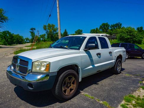Used 2005 Dodge Dakota SLT AWD/4WD image 4