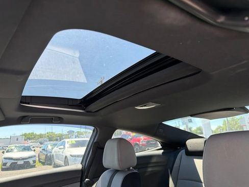 Used 2018 Honda Civic EX-T image 14