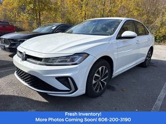 Used 2025 Volkswagen Jetta S video 1