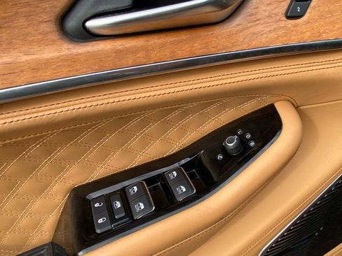 Used 2022 Jeep Grand Cherokee L Summit image 19