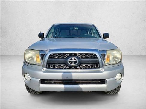 Used 2011 Toyota Tacoma 4x4 Double Cab image 2