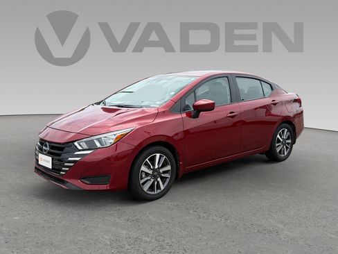 Used 2023 Nissan Versa SV w/ Trunk Package FWD image 19