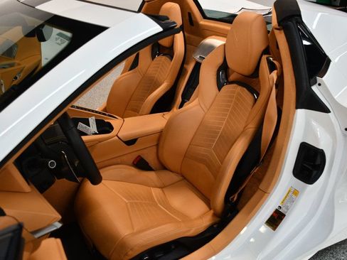 Used 2022 Chevrolet Corvette Stingray Premium Conv w/ Z51 Performance Package RWD image 36