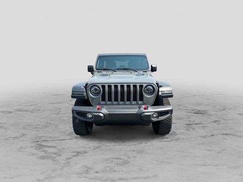 Used 2023 Jeep Wrangler Unlimited Rubicon w/ Cold Weather Group AWD/4WD image 3