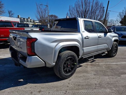 New 2026 Toyota Tacoma SR5 image 4