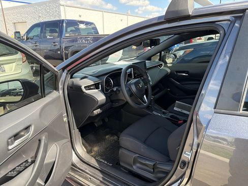 Used 2022 Toyota Corolla SE image 14