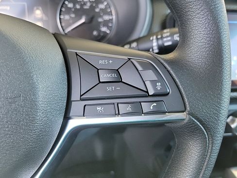 New 2024 Nissan Kicks SV w/ Interior Electronics Package image 31