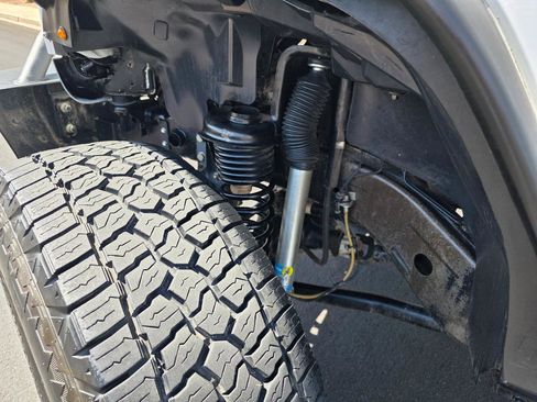 Used 2015 Jeep Wrangler Unlimited Sport w/ Connectivity Group AWD/4WD image 5