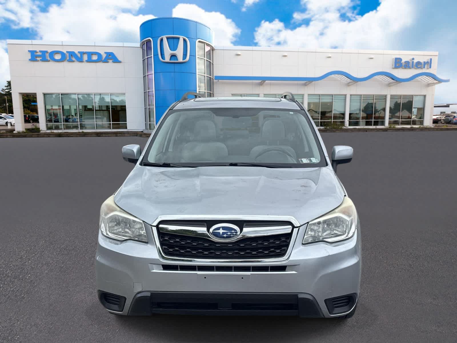 Used 2015 Subaru Forester 2.5i Premium w/ All-Weather Package AWD/4WD image 8