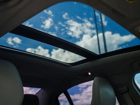 Used 2020 Volvo S60 T6 Momentum image 16