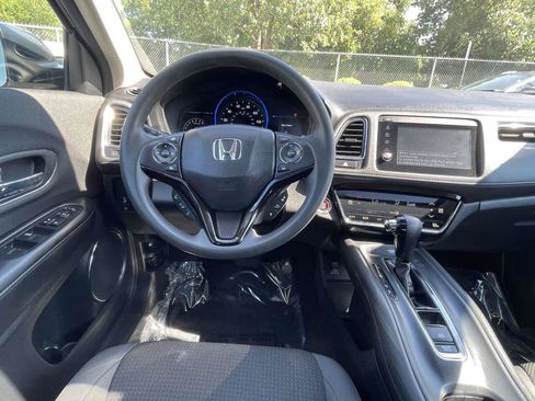 Used 2022 Honda HR-V EX image 13