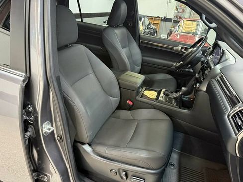 Used 2023 Lexus GX 460 Premium AWD/4WD image 37
