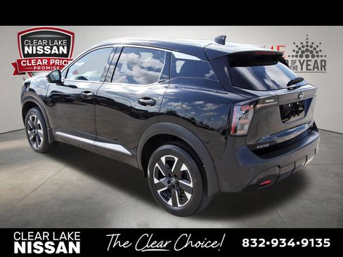Certified 2025 Nissan Kicks SR FWD image 5