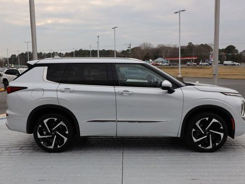 Used 2022 Mitsubishi Outlander SEL image 6