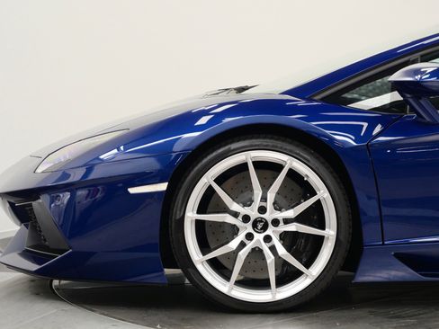 Used 2014 Lamborghini Aventador LP 700-4 image 49