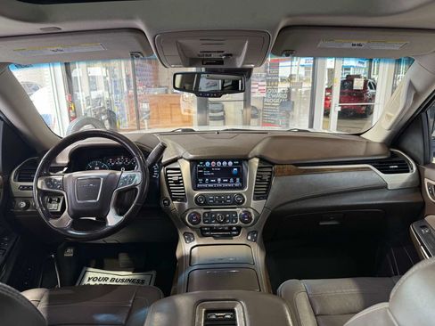 Used 2019 GMC Yukon Denali w/ Open Road Package AWD/4WD image 25