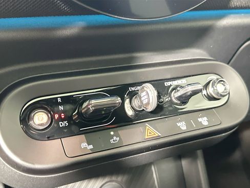 Used 2025 MINI Cooper S FWD image 17