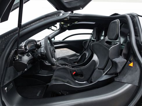 Used 2019 McLaren Senna image 85