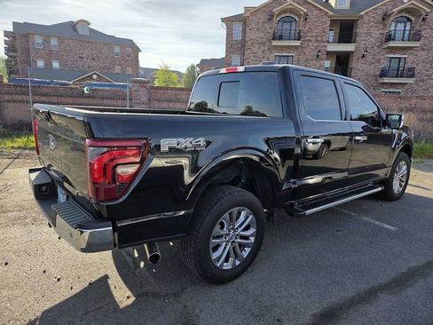 Used 2025 Ford F150 Lariat w/ Equipment Group 501A Mid image 5