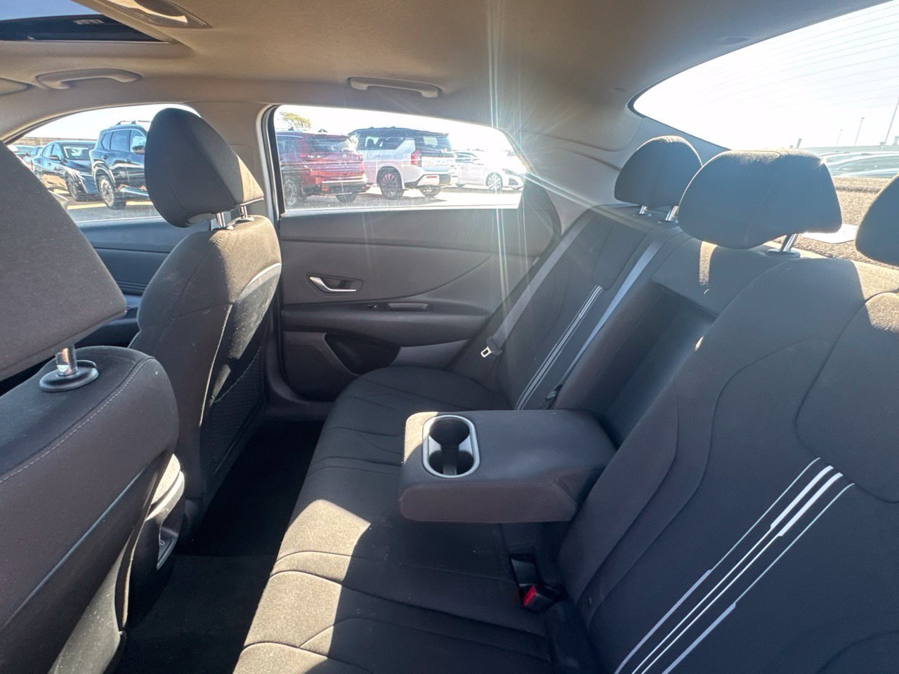 Used 2025 Hyundai Elantra SEL FWD image 46