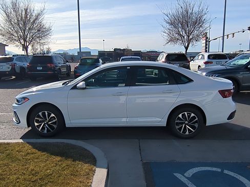 New 2026 Volkswagen Jetta S image 9