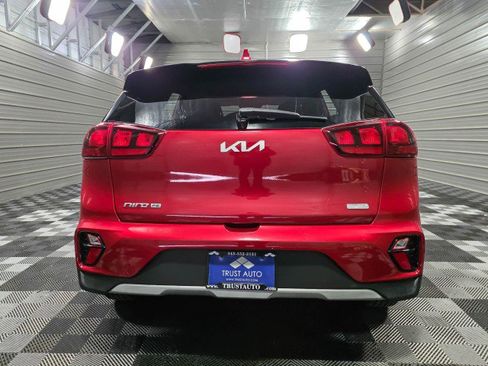 Used 2022 Kia Niro LX image 6