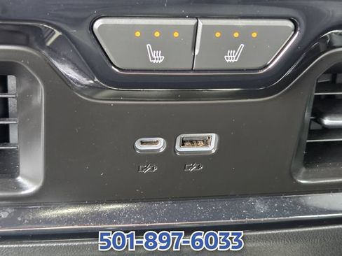 Used 2023 GMC Sierra 1500 AT4 w/ Technology Package AWD/4WD image 13