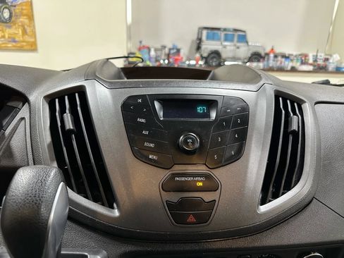 Used 2015 Ford Transit 250 148 Medium Roof image 41