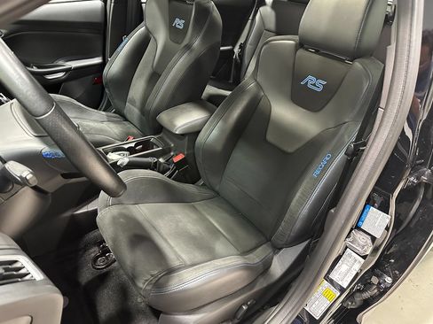 Used 2017 Ford Focus RS AWD/4WD image 27