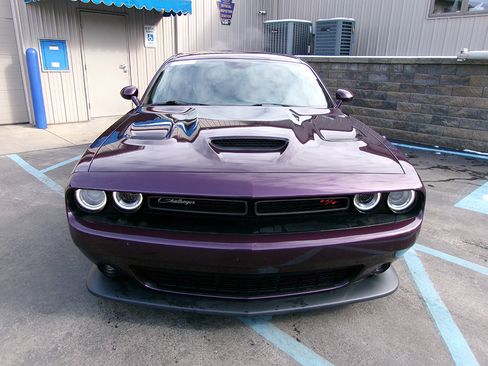 Used 2020 Dodge Challenger R/T Scat Pack image 2