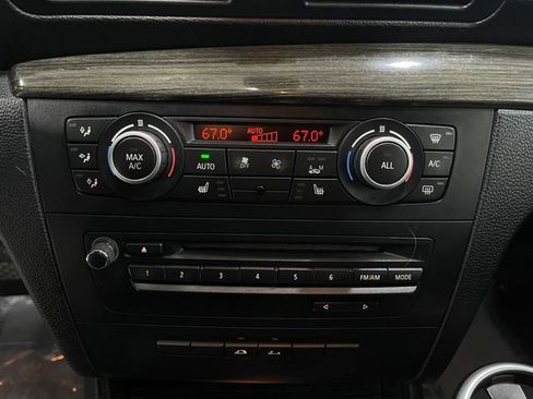 Used 2013 BMW 128i Convertible image 24