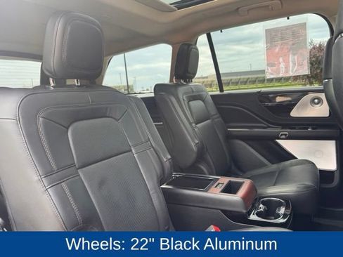 Used 2022 Lincoln Aviator Reserve w/ Equipment Group 201A AWD/4WD image 30
