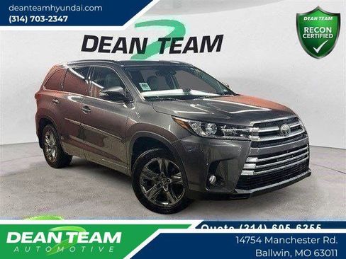 Used 2017 Toyota Highlander Limited Platinum image 1