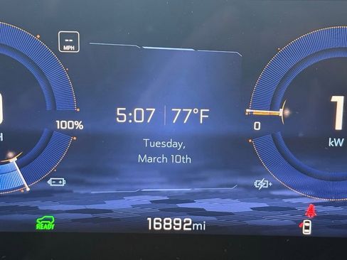 Used 2024 Chevrolet Blazer EV LT image 28