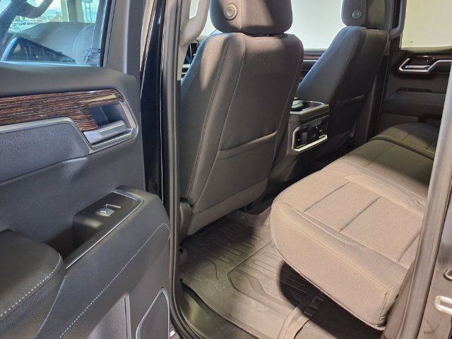 Used 2025 GMC Sierra 1500 Elevation w/ Preferred Package AWD/4WD image 21
