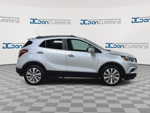 Used 2019 Buick Encore Preferred FWD image 2