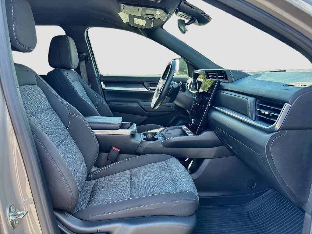 Used 2026 GMC Terrain Elevation w/ LPO, Floor Liner Package FWD image 23
