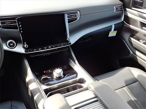 New 2025 Jeep Wagoneer 4WD image 20